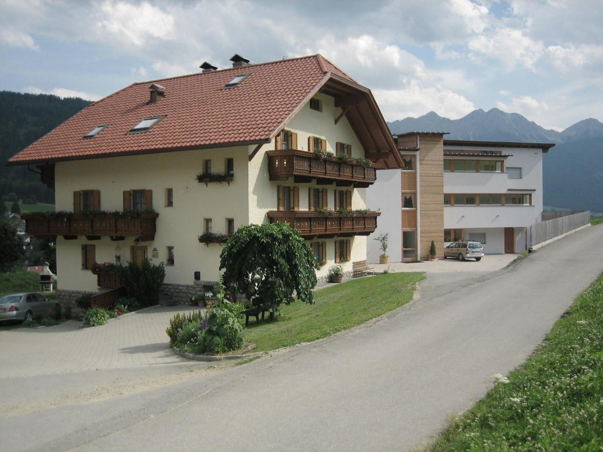 Garni - Appartement Neumairhof Разун-ди-Сопра Экстерьер фото