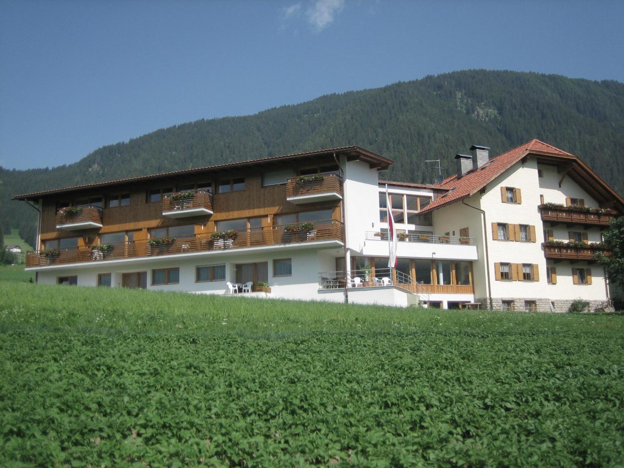 Garni - Appartement Neumairhof Разун-ди-Сопра Экстерьер фото